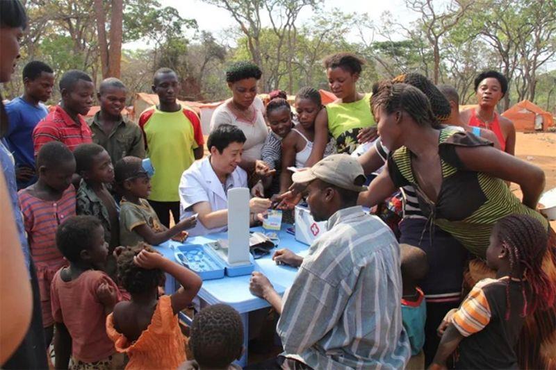 MKM 公司邀请医务人员为刚果籍员工家属诊治疾病 MKM 公司邀请医务人员为刚果籍员工家属诊治疾病